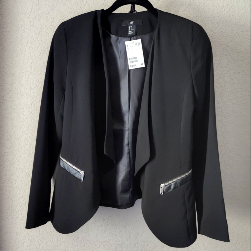 H&M Black Blazer size 6